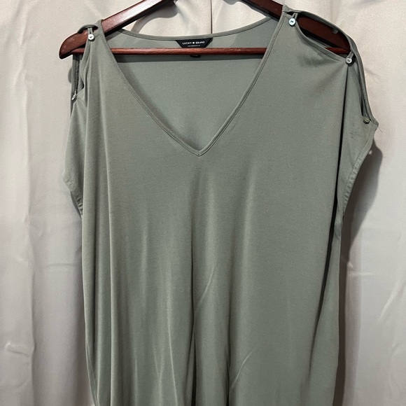 Lucky Brand Tops - Lucky Brand Women's Sage V-Neck Blouse